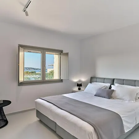 Empire Luxury Santa Maria (Paros)