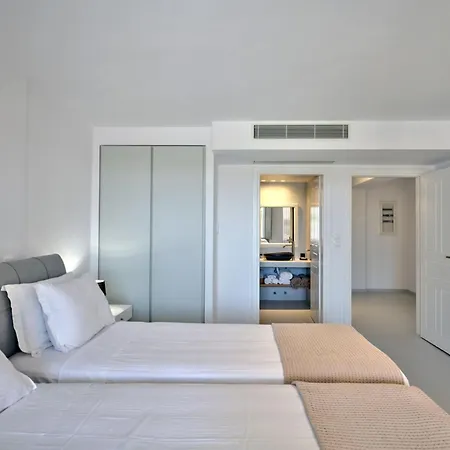 Empire Luxury Villa Santa Maria (Paros)