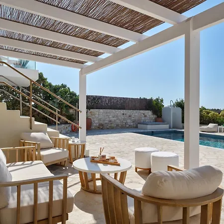 Empire Luxury * Santa Maria (Paros)