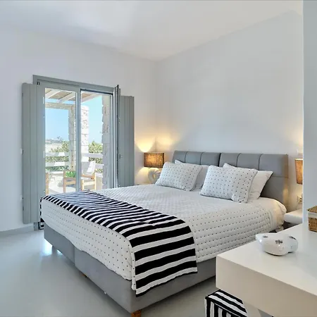 Empire Luxury Villa *