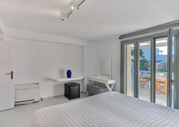 Empire Luxury Santa Maria (Paros)